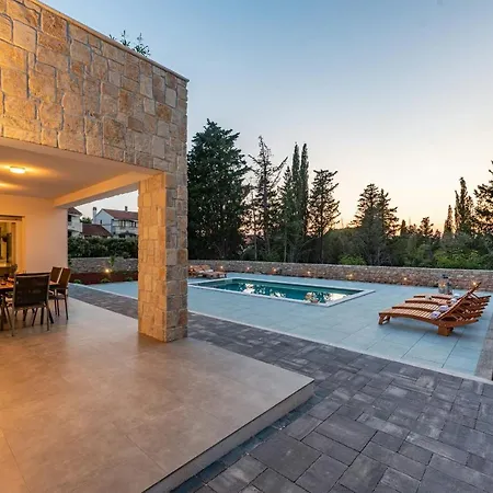 Molaris Zadarvillas Villa *