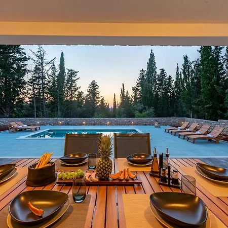 Molaris Zadarvillas * Soline