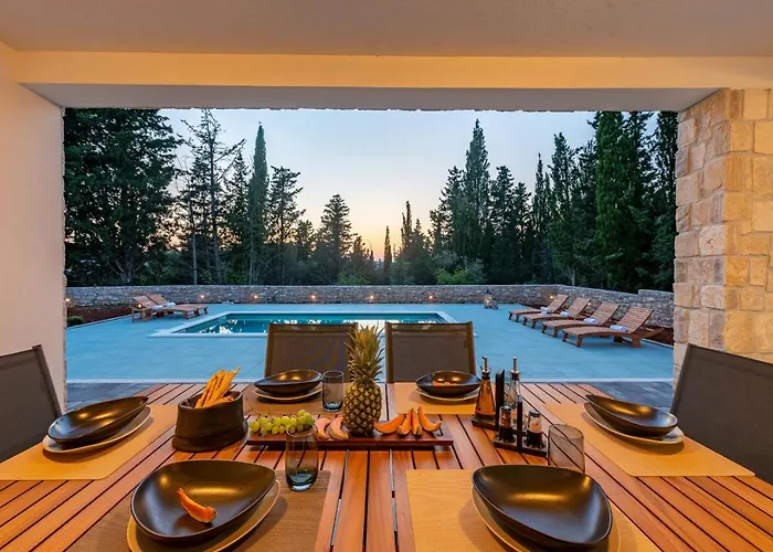 Molaris Zadarvillas * Donje Selo