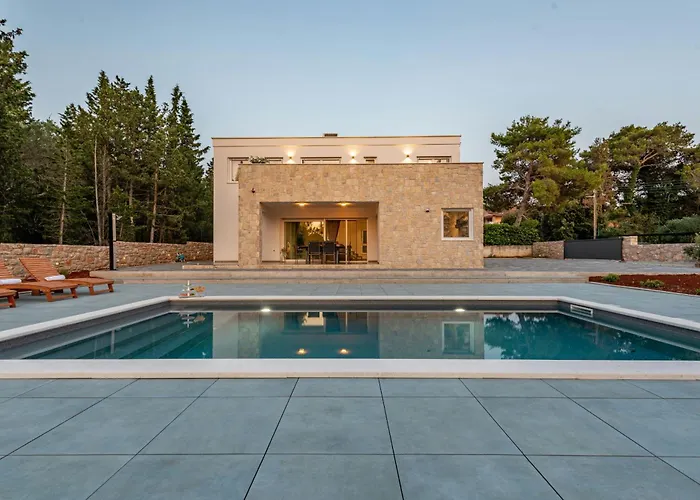 Molaris Zadarvillas *