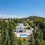 Molaris Zadarvillas 솔리네