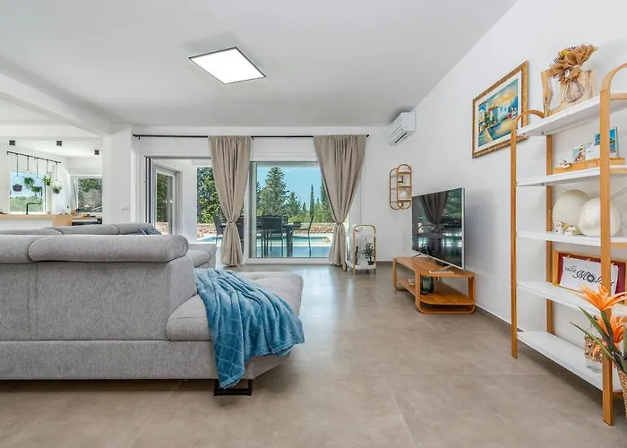 וילה Molaris Zadarvillas סולינה
