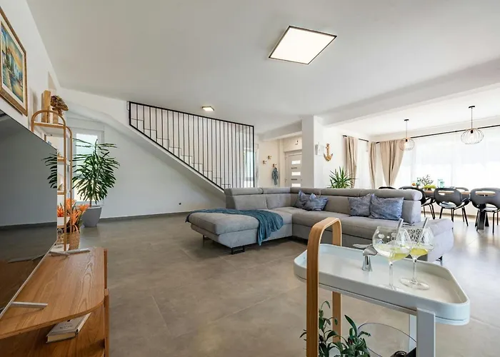 וילה Molaris Zadarvillas סולינה