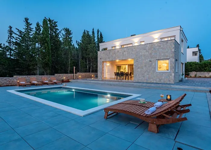 Molaris Zadarvillas * סולינה